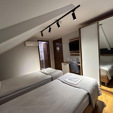 10 Keys Boutique Hotel Боржоми Экстерьер фото
